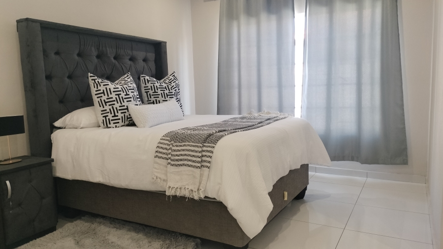 To Let 3 Bedroom Property for Rent in Waterkloof East North West